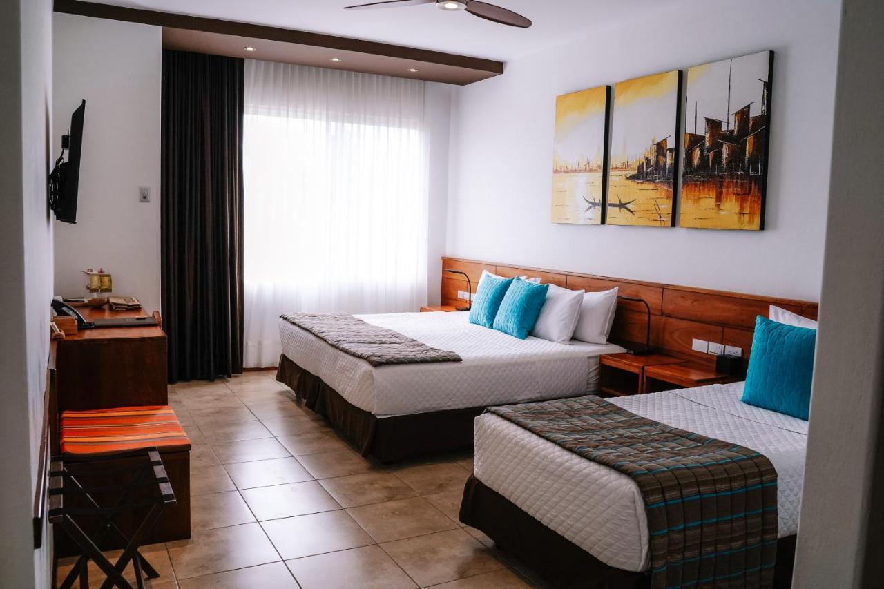 Hotel Cucuve Puerto Ayora  Exteriör bild