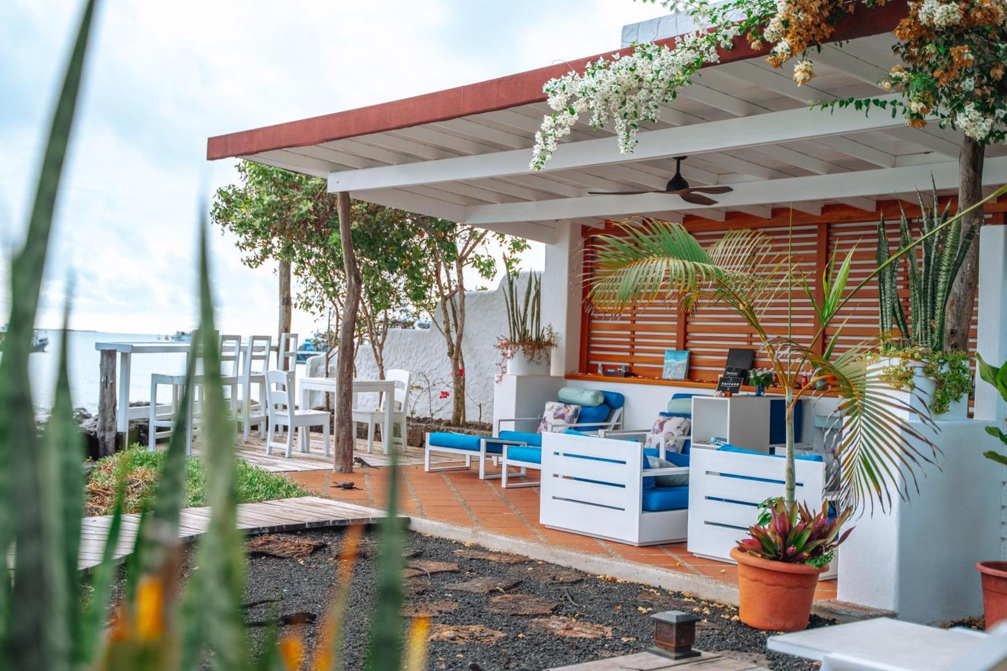 Hotel Cucuve Puerto Ayora  Exteriör bild